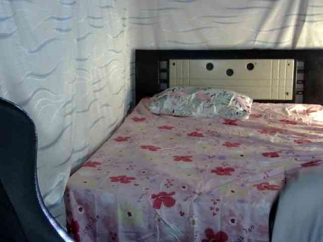 Letty33 webcam