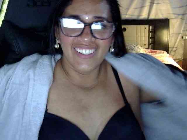 Letty33 webcam