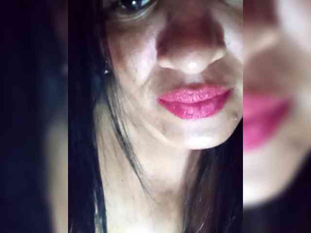 Letty33 Live Webcam on BongaCams