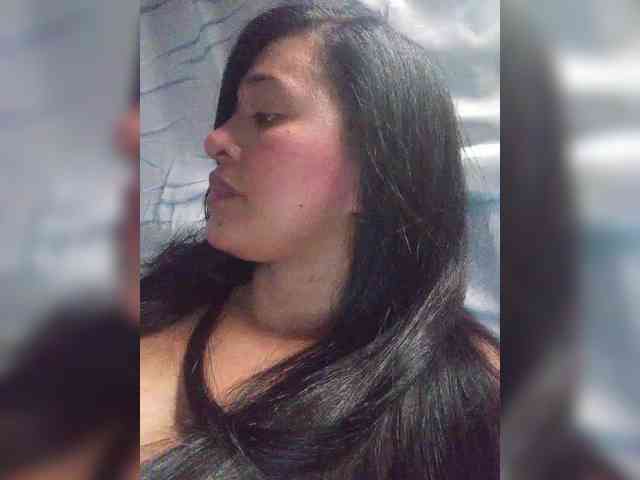Letty33 webcam