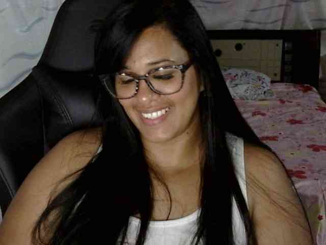 Letty33 webcam