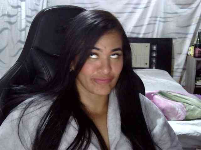 Letty33 webcam