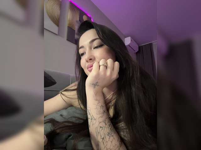 BettyBoom13's BongaCams show and profile
