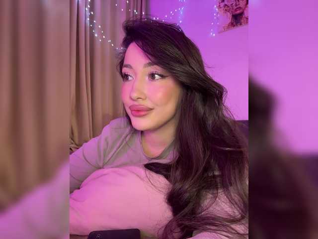 BettyBoom13's BongaCams show and profile