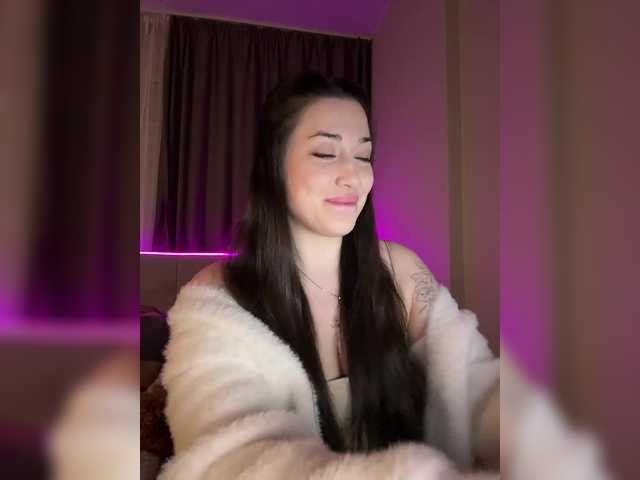 BettyBoom13's BongaCams show and profile