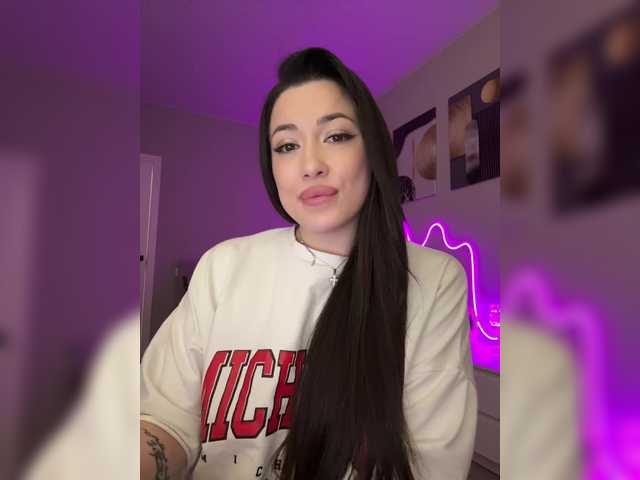 BettyBoom13's BongaCams show and profile