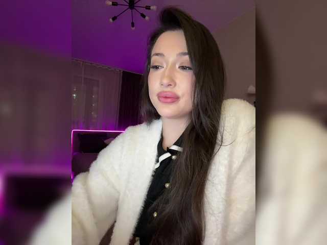 BettyBoom13's BongaCams show and profile