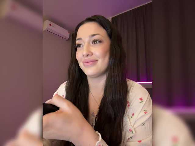 BettyBoom13's BongaCams show and profile