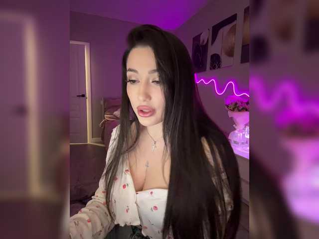 BettyBoom13's BongaCams show and profile