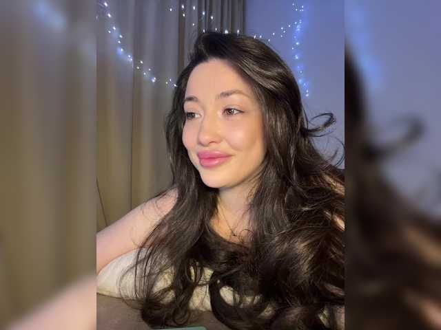 BettyBoom13's BongaCams show and profile