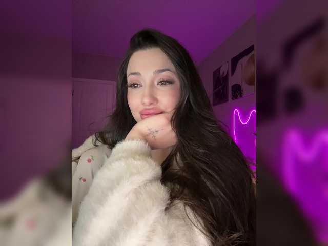 BettyBoom13's BongaCams show and profile