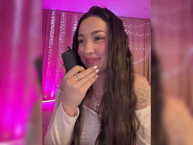 BettyBoom13's BongaCams show and profile