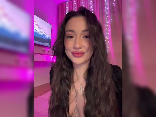 BettyBoom13's BongaCams show and profile