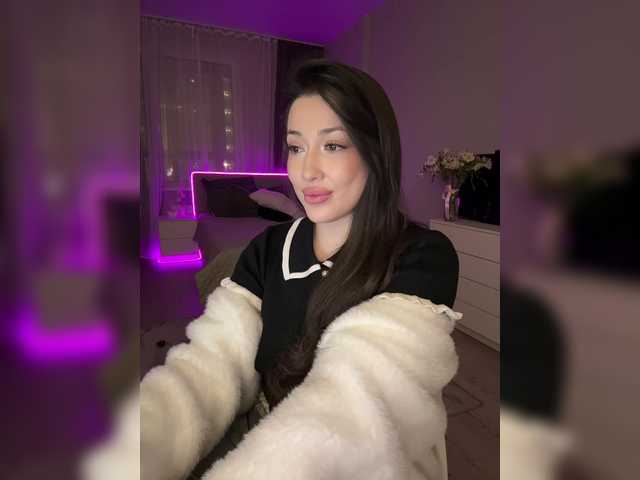 BettyBoom13's BongaCams show and profile