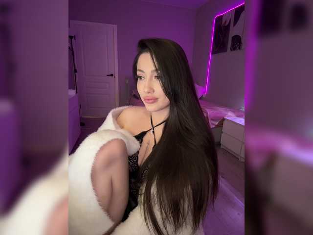 BettyBoom13's BongaCams show and profile