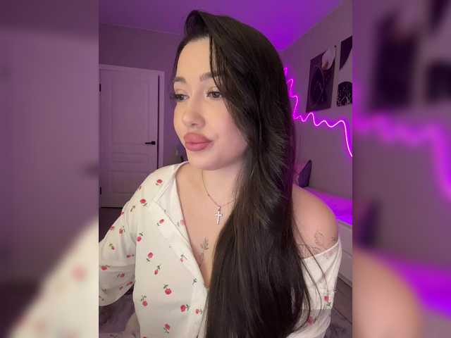 BettyBoom13's BongaCams show and profile