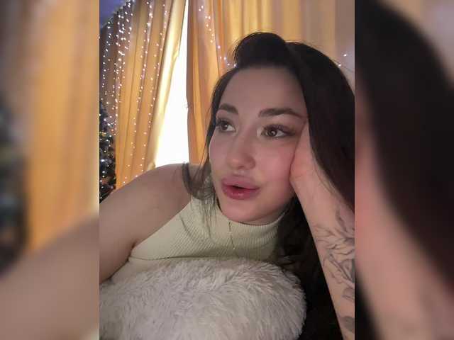 BettyBoom13's BongaCams show and profile