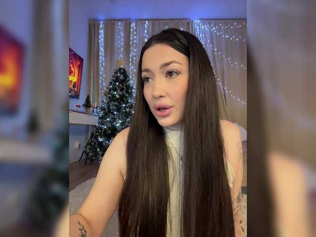 BettyBoom13's BongaCams show and profile