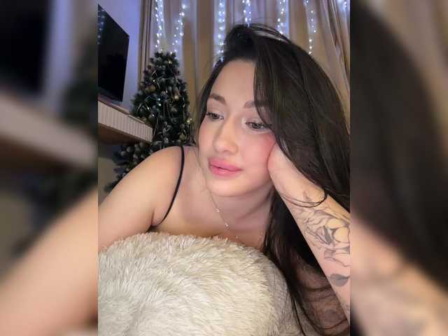 BettyBoom13's BongaCams show and profile