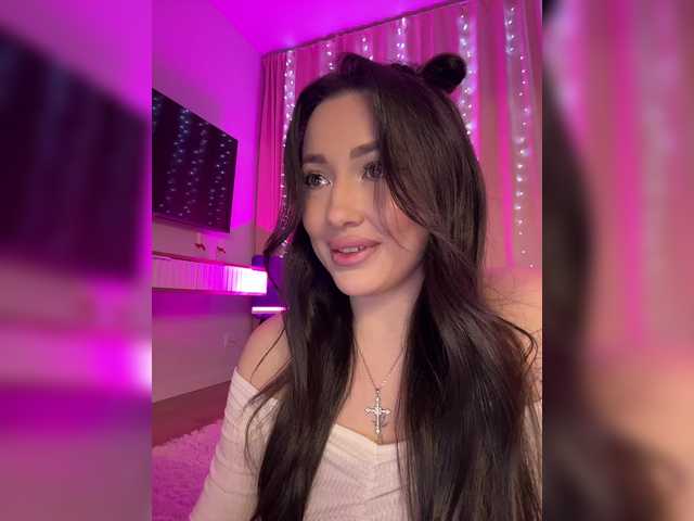 BettyBoom13's BongaCams show and profile