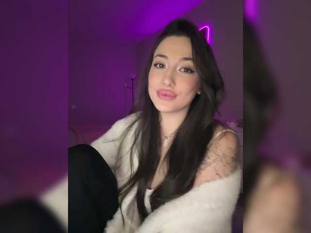 BettyBoom13's BongaCams show and profile