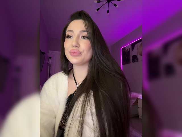 BettyBoom13's BongaCams show and profile