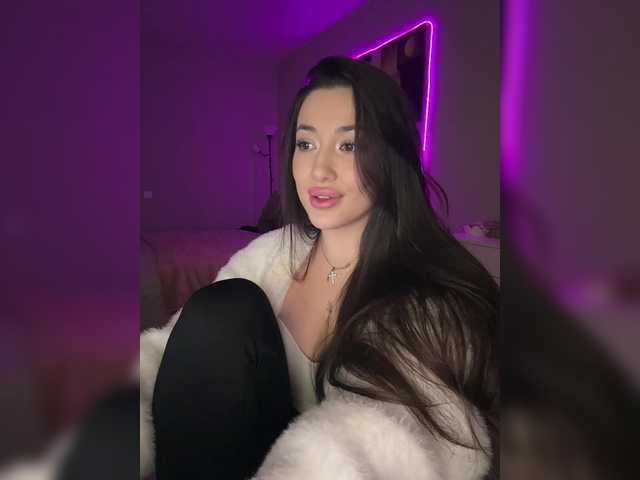 BettyBoom13's BongaCams show and profile