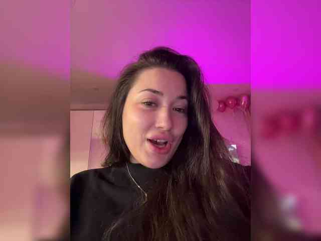 BettyBoom13 webcam