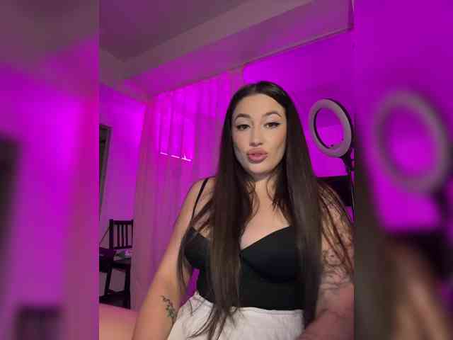 BettyBoom13 webcam