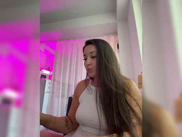 BettyBoom13 webcam