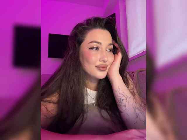 BettyBoom13 webcam
