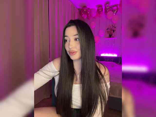 BettyBoom13 webcam