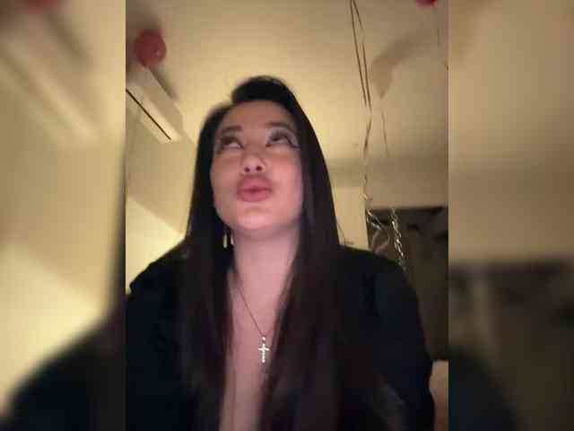 BettyBoom13 webcam