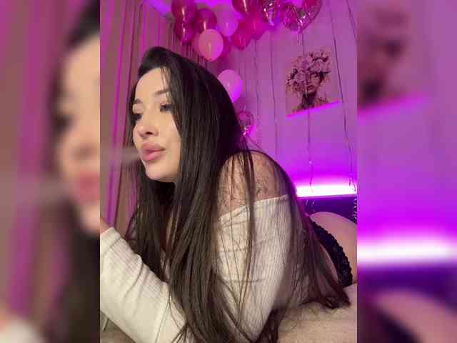 BettyBoom13 webcam