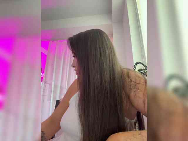 BettyBoom13 webcam