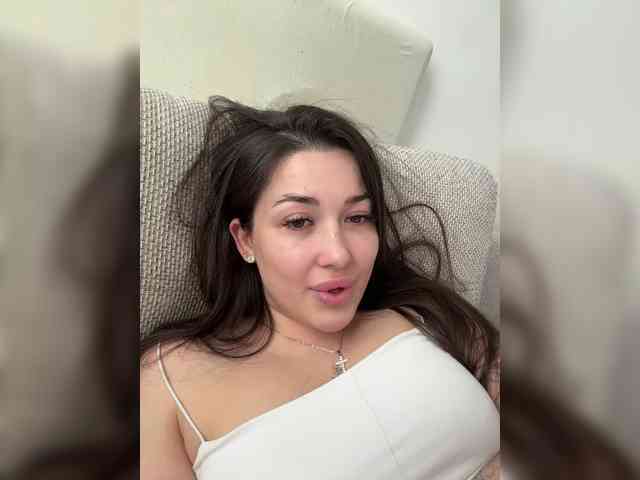 BettyBoom13 webcam