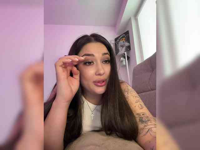 BettyBoom13 webcam