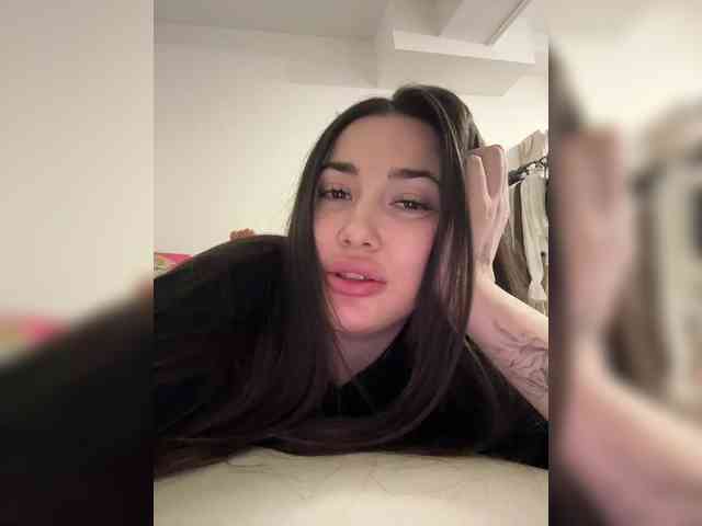 BettyBoom13 webcam