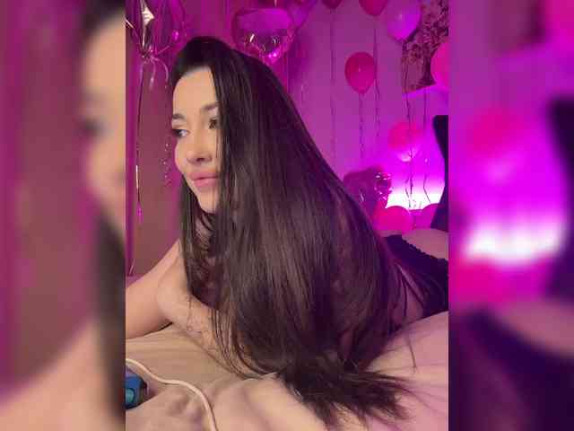 BettyBoom13 webcam