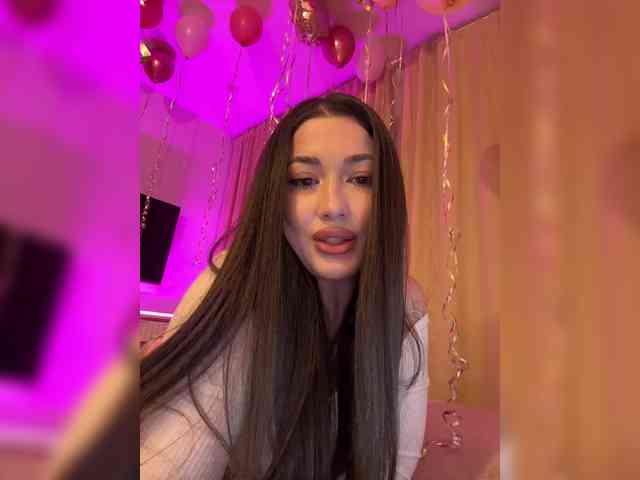 BettyBoom13 webcam