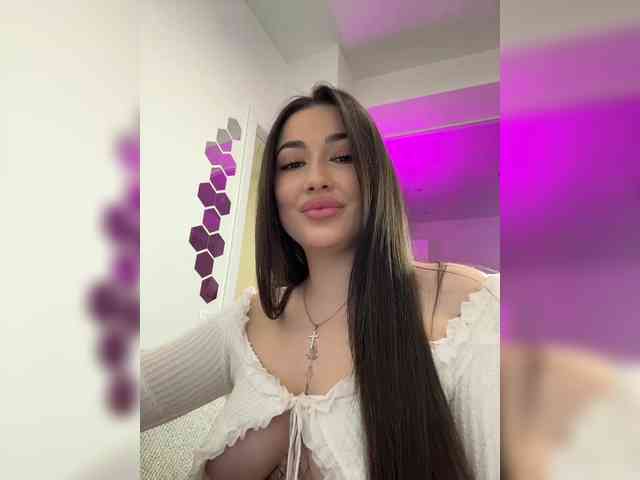 BettyBoom13 webcam
