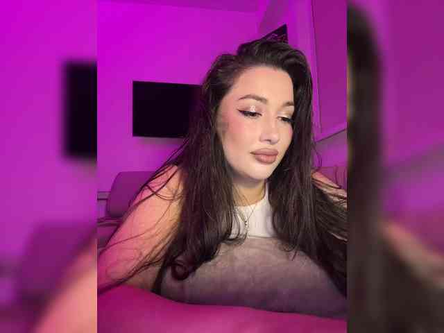 BettyBoom13 webcam
