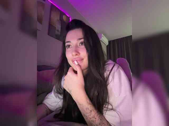 BettyBoom13 Live Webcam on BongaCams