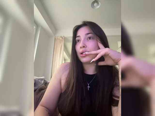 BettyBoom13 webcam