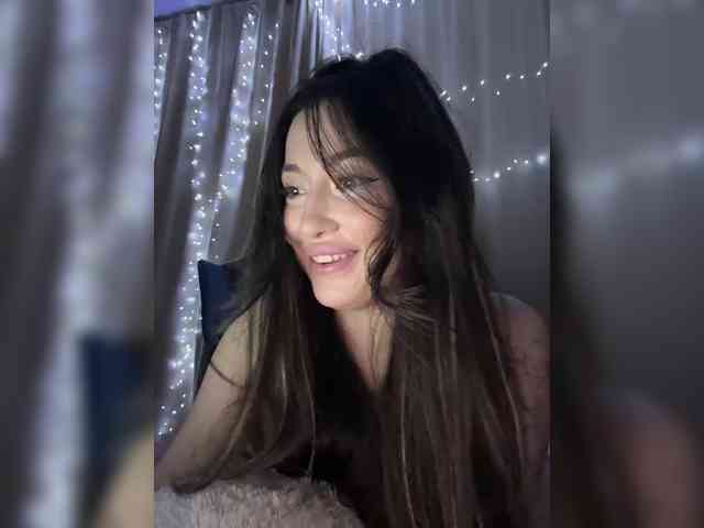 BettyBoom13 Live Webcam on BongaCams