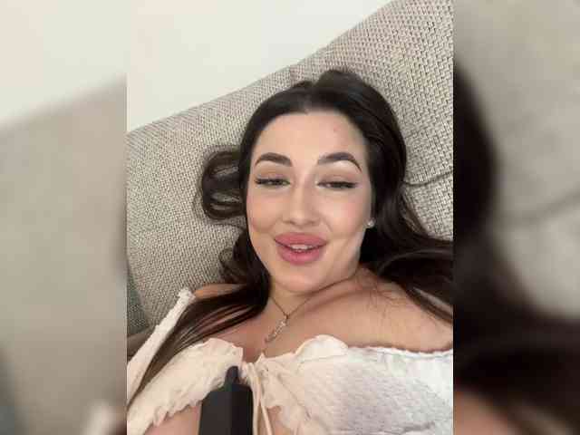 BettyBoom13 webcam