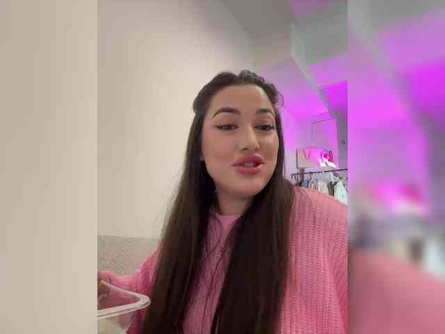 BettyBoom13 webcam