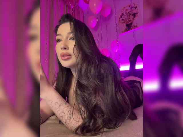 BettyBoom13 webcam
