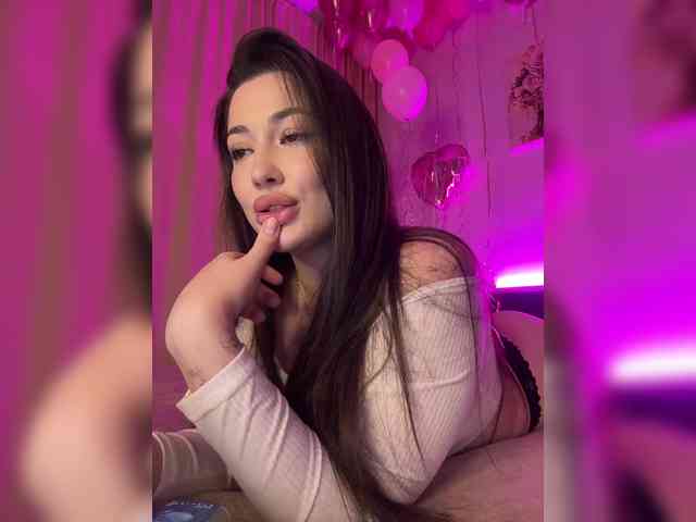 BettyBoom13 webcam