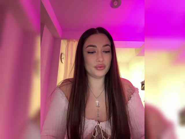 BettyBoom13 Live Webcam on BongaCams